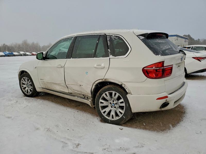 Photo 2 from auction – 2013 BMW X5 XDRIVE3 with VIN 5UXZV4C51D0B20243