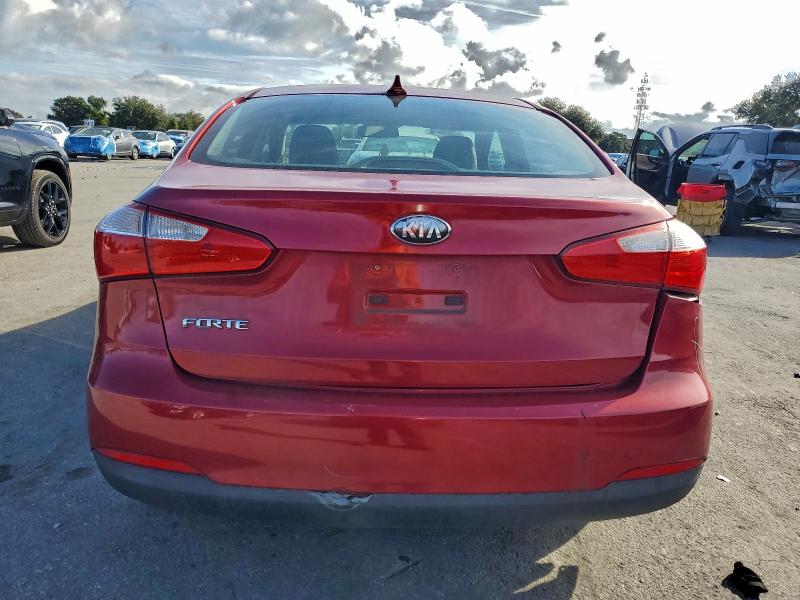 Photo 6 from auction – 2014 KIA FORTE LX with VIN KNAFX4A61E5061140