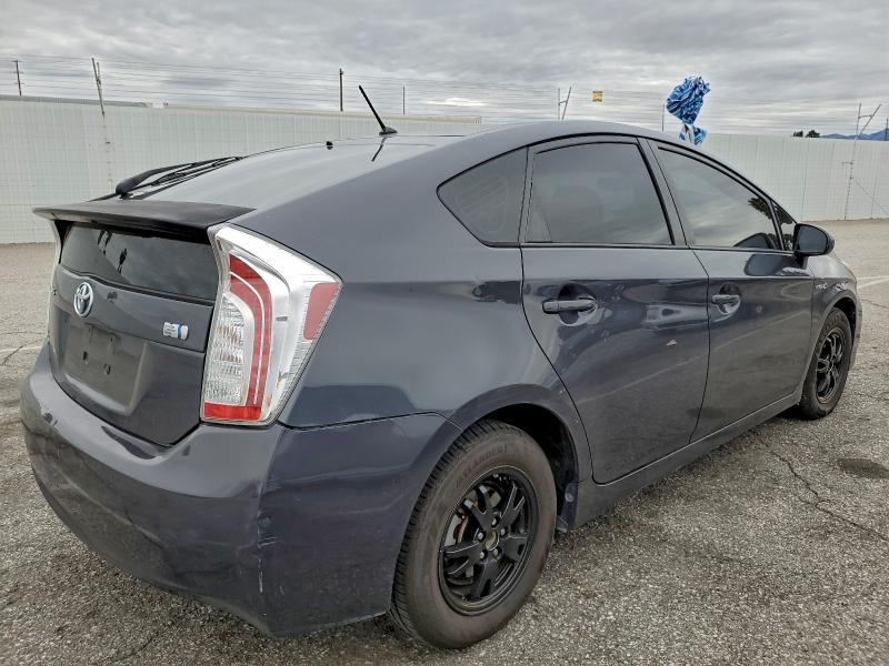Photo 3 from auction – 2012 TOYOTA PRIUS with VIN JTDKN3DU3C5436860