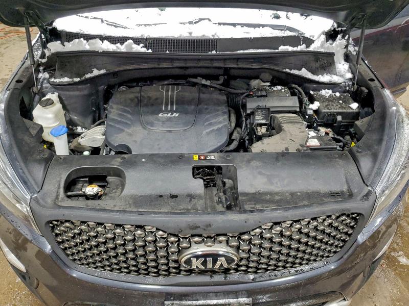 Photo 12 from auction – 2017 KIA SORENTO SX with VIN 5XYPKDA55HG264251