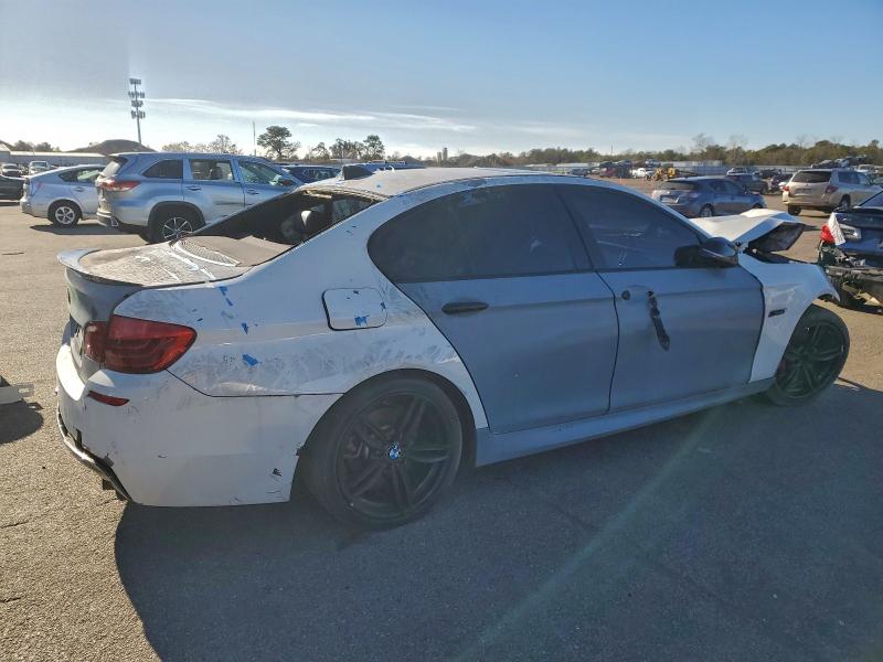 Photo 3 from auction – 2016 BMW 535 with VIN WBA5B1C51GG553610