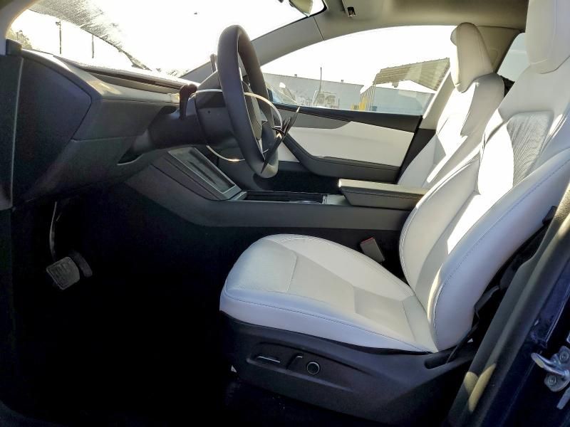 Photo 7 from auction – 2026 TESLA MODEL Y with VIN 7SAYGDEE0TF514482