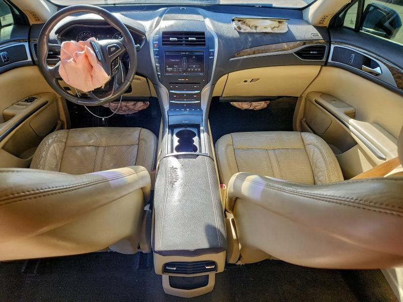 Photo 8 from auction – 2014 LINCOLN MKZ with VIN 3LN6L2GK5ER831842