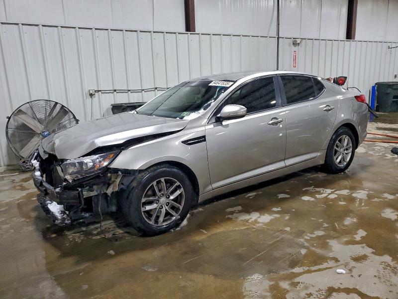 KIA OPTIMA LX 2013 with VIN KNAGM4A79D5399597 - Photo from auction