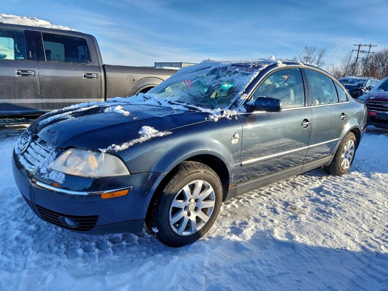 VOLKSWAGEN PASSAT GLS 2003 with VIN WVWPD63B43P454914 - Photo from auction