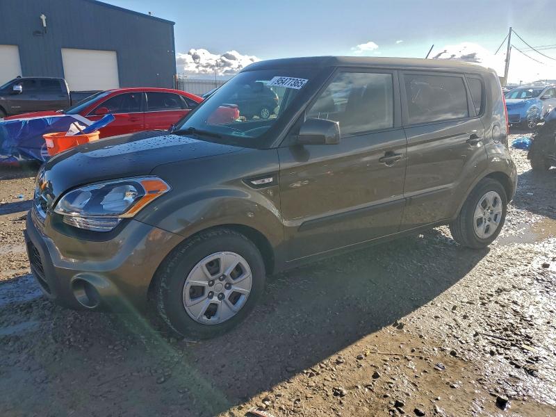 KIA SOUL 2013 with VIN KNDJT2A57D7506181 - Photo from auction