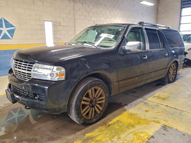LINCOLN NAVIGATOR 2010 with VIN 5LMJJ3J58AEJ06528 - Photo from auction