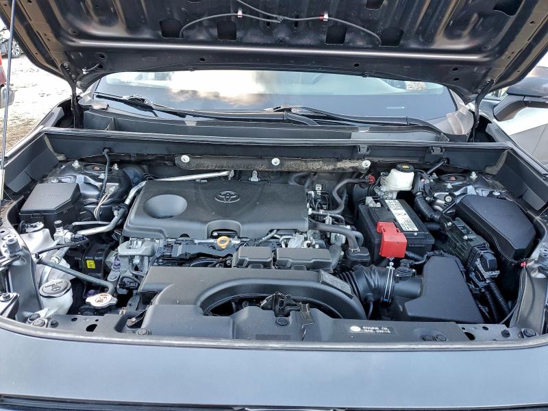 Photo 12 from auction – 2019 TOYOTA RAV4 XLE with VIN 2T3P1RFV8KC036540