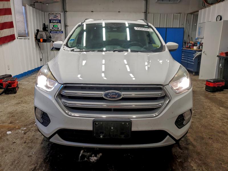 Photo 5 from auction – 2018 FORD ESCAPE with VIN 1FMCU9HD3JUA06135