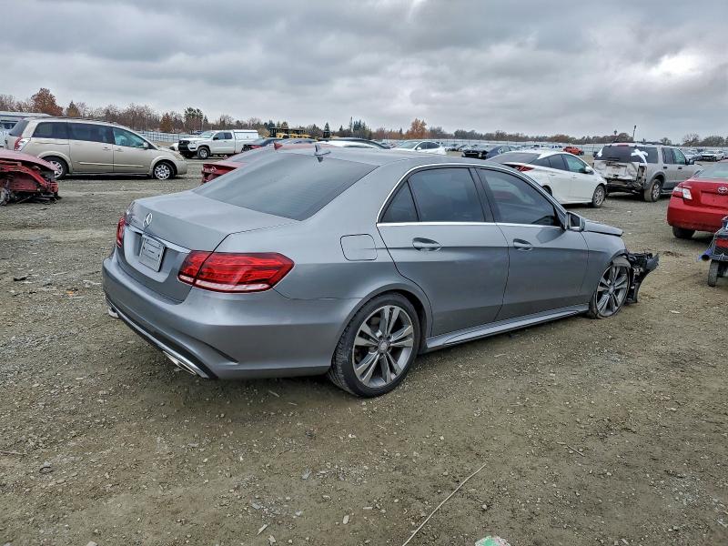 Photo 3 from auction – 2014 MERCEDES-BENZ E 350 with VIN WDDHF5KB8EA934864