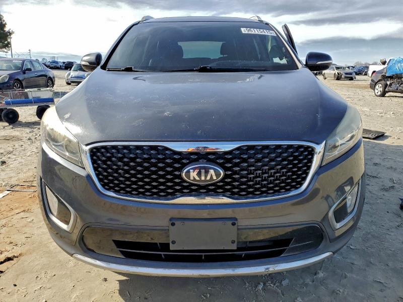 Photo 5 from auction – 2016 KIA SORENTO EX with VIN 5XYPH4A18GG126830
