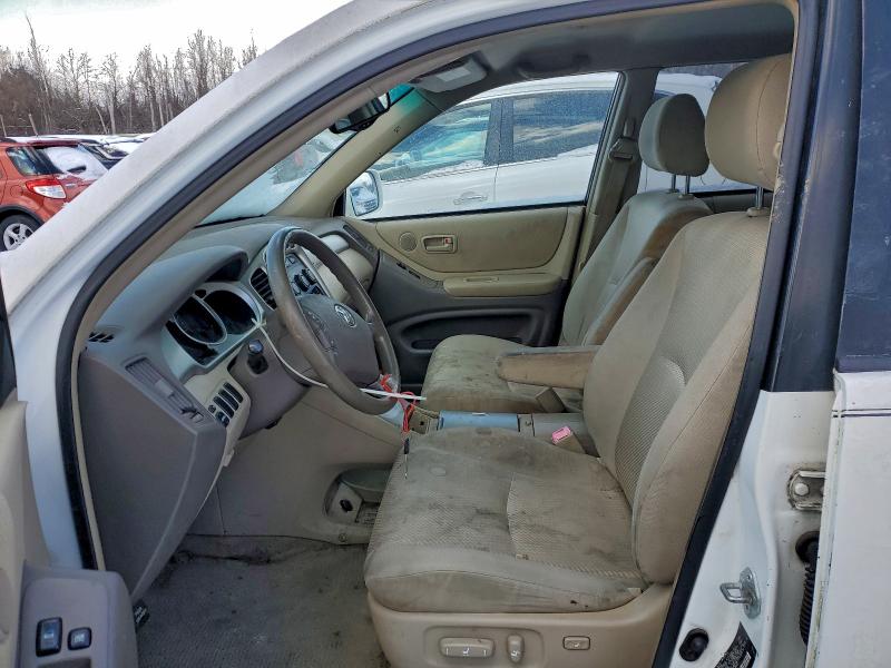 Photo 7 from auction – 2004 TOYOTA HIGHLANDER with VIN JTEGP21A140032521
