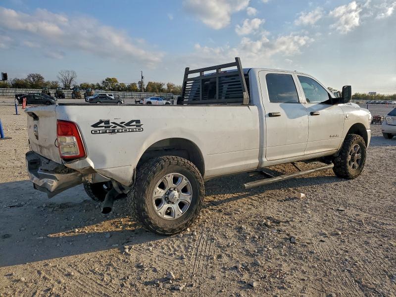 Photo 3 from auction – 2019 RAM 2500 with VIN 3C6UR5HL9KG688444