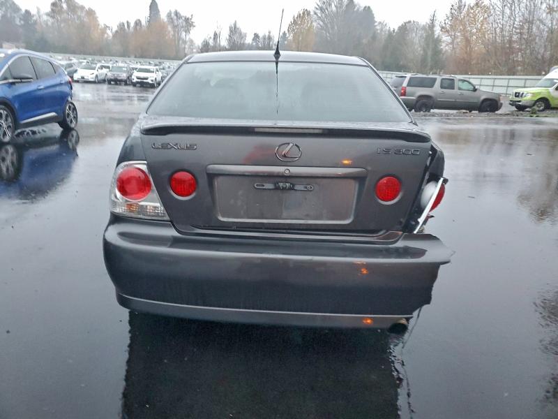 Photo 6 from auction – 2003 LEXUS IS 300 with VIN JTHBD192130079785