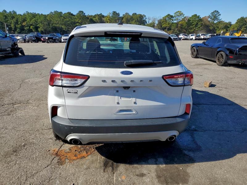 Photo 6 from auction – 2021 FORD ESCAPE S with VIN 1FMCU0F62MUA35677