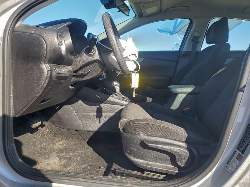 Photo 7 from auction – 2019 KIA FORTE FE with VIN 3KPF24AD6KE065278