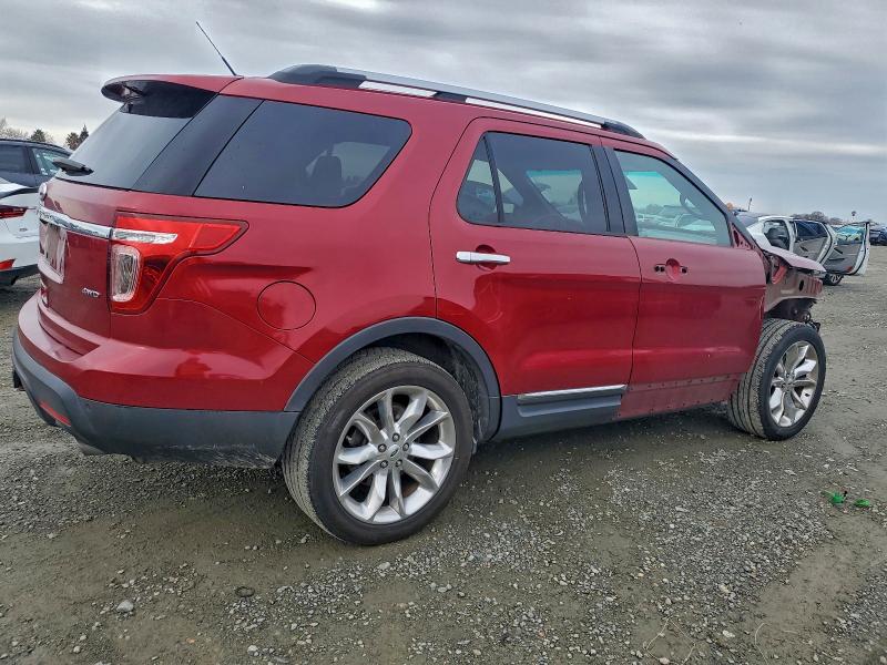 Photo 3 from auction – 2013 FORD EXPLORER L with VIN 1FM5K8F83DGB15292