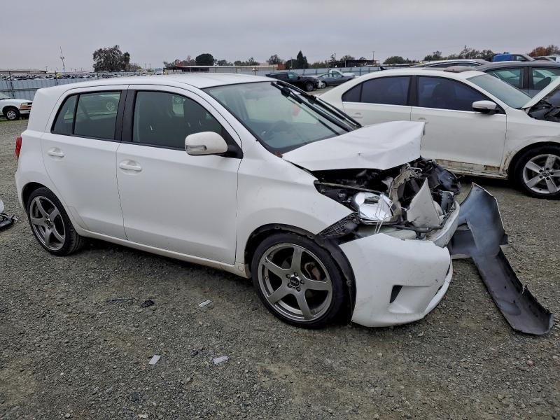 Photo 4 from auction – 2008 TOYOTA SCION XD with VIN JTKKU10458J002458