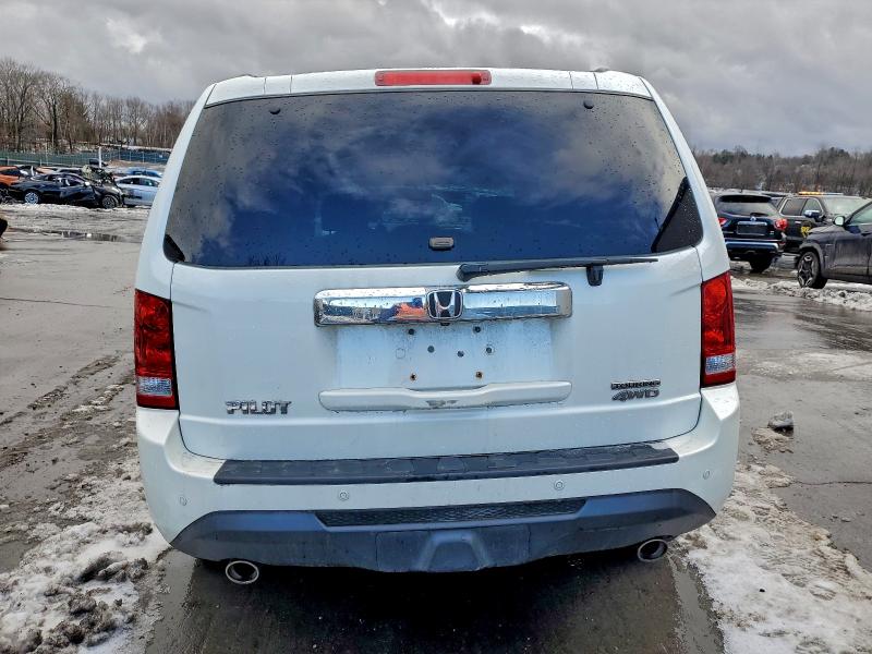 Photo 6 from auction – 2013 HONDA PILOT TOUR with VIN 5FNYF4H91DB007882