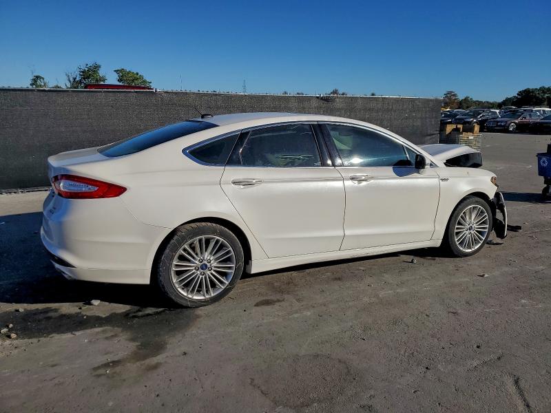 Photo 3 from auction – 2016 FORD FUSION SE with VIN 3FA6P0HD0GR163390