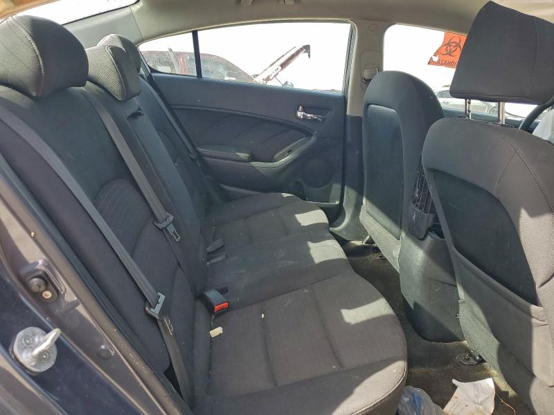 Photo 10 from auction – 2016 KIA FORTE LX with VIN KNAFX4A66G5518446