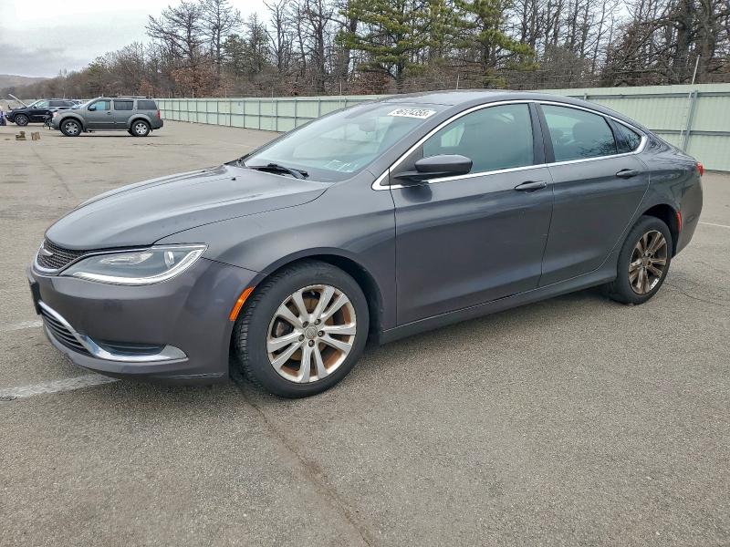 CHRYSLER 200 2015 with VIN 1C3CCCAB1FN558803 - Photo from auction