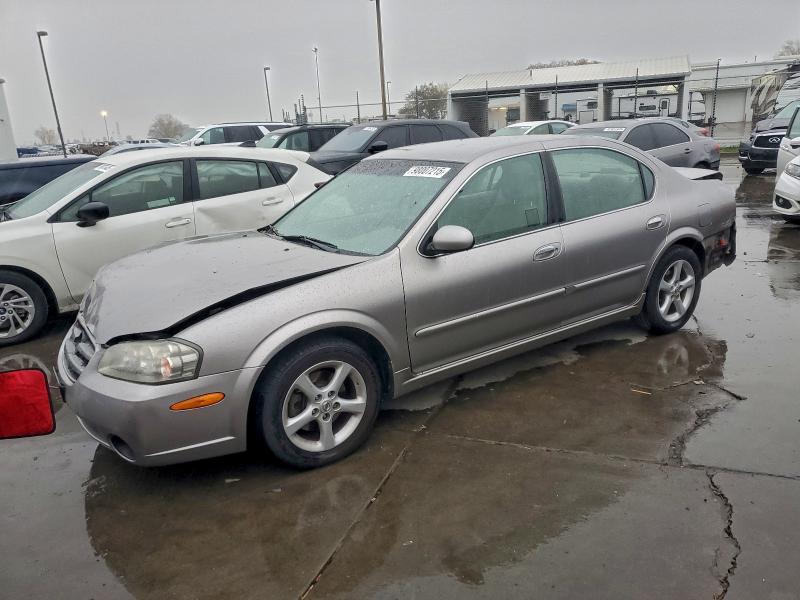 NISSAN MAXIMA GLE 2003 with VIN JN1DA31D53T525370 - Photo from auction