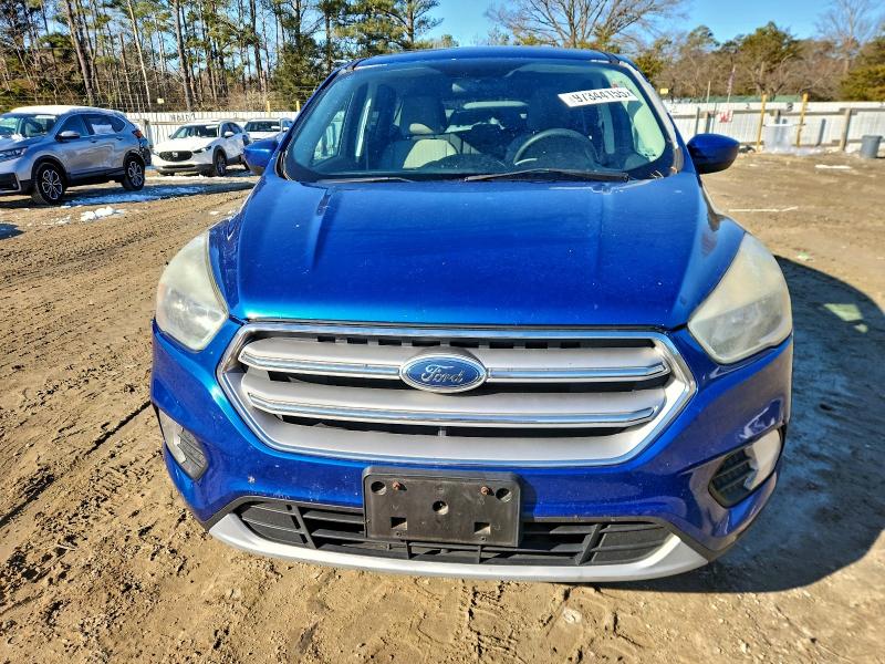Photo 5 from auction – 2017 FORD ESCAPE with VIN 1FMCU0GD5HUA36583