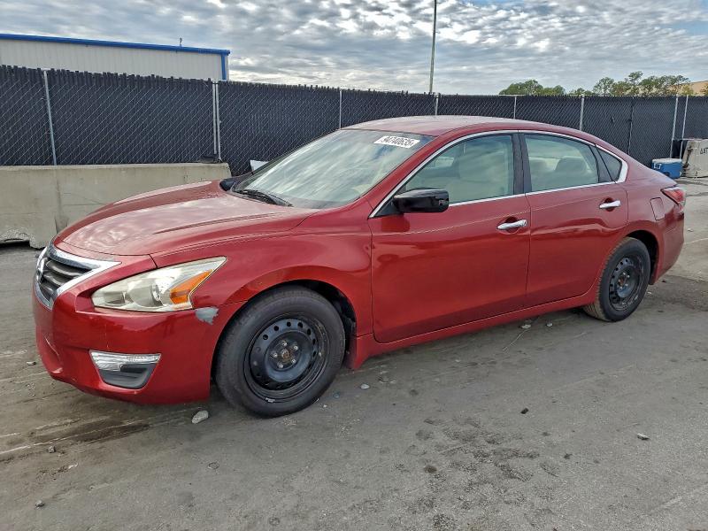 NISSAN ALTIMA 2.5 2014 with VIN 1N4AL3AP1EC111788 - Photo from auction
