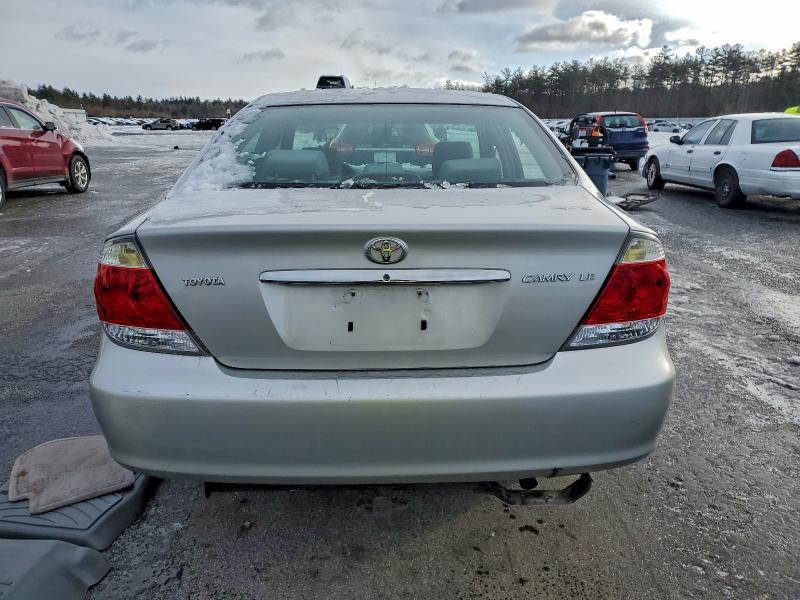 Photo 6 from auction – 2005 TOYOTA CAMRY LE with VIN 4T1BE32K75U408324