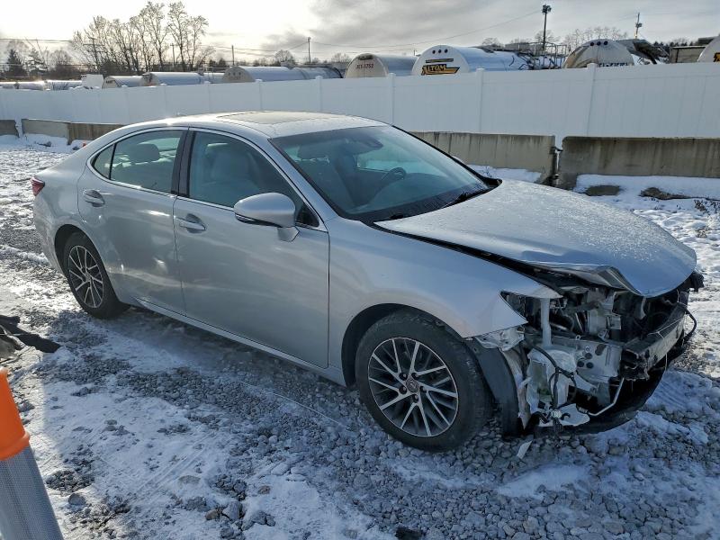 Photo 4 from auction – 2017 LEXUS ES 350 with VIN 58ABK1GG1HU042360