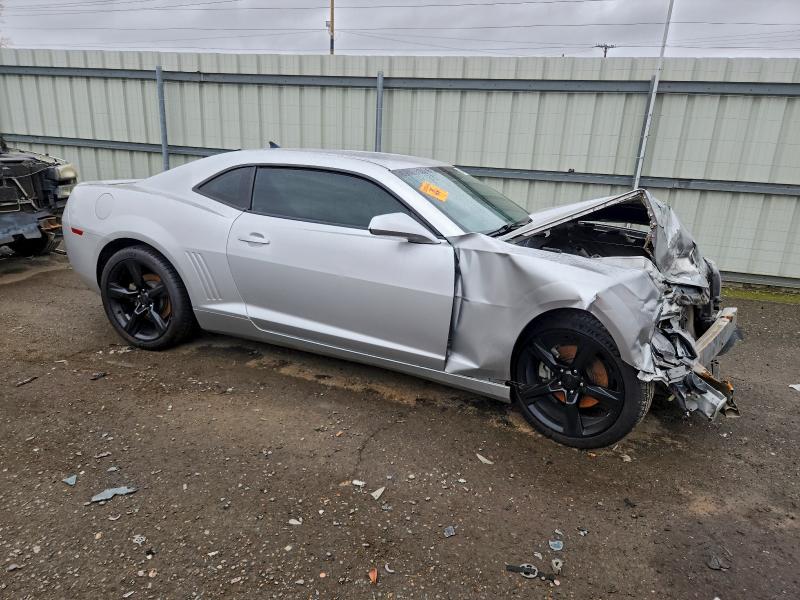 Photo 4 from auction – 2013 CHEVROLET CAMARO LS with VIN 2G1FE1E32D9231992