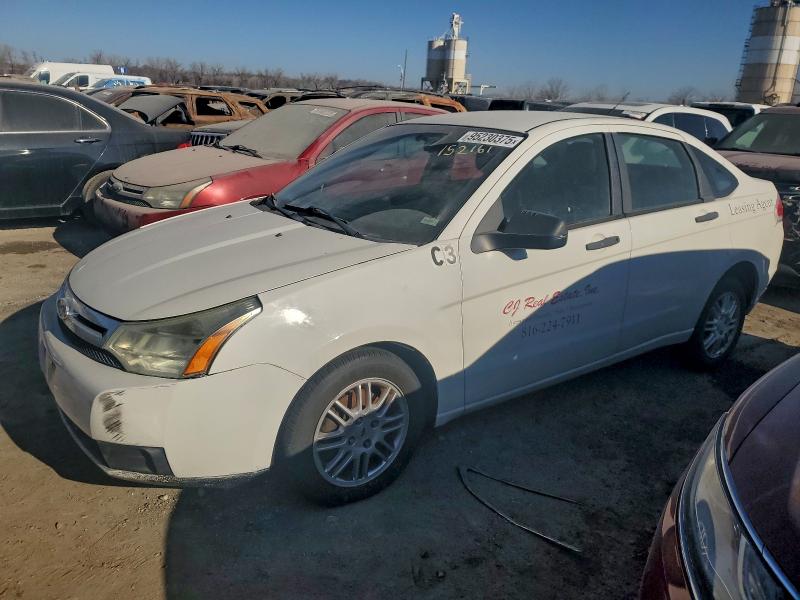 FORD FOCUS SE 2011 with VIN 1FAHP3FN2BW152161 - Photo from auction