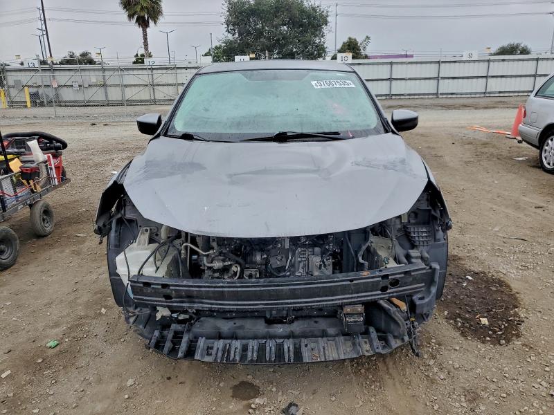 Photo 5 from auction – 2019 NISSAN SENTRA S with VIN 3N1AB7AP3KY273402