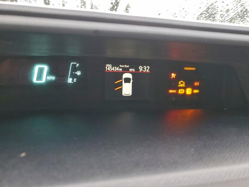 Photo 9 from auction – 2014 TOYOTA PRIUS C with VIN JTDKDTB37E1069355