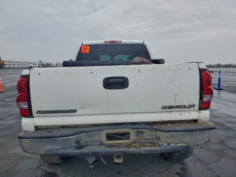 Photo 6 from auction – 2005 CHEVROLET SILVERADO with VIN 1GCEC19V85Z100593