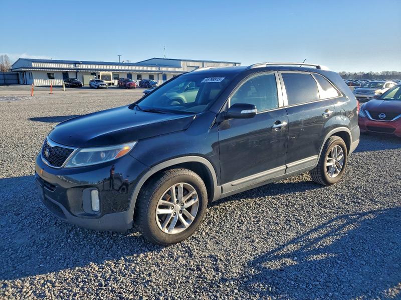 Photo 1 from auction – 2015 KIA SORENTO LX with VIN 5XYKT3A69FG588276