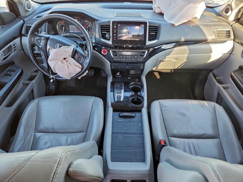 Photo 8 from auction – 2016 HONDA PILOT TOUR with VIN 5FNYF6H98GB011346