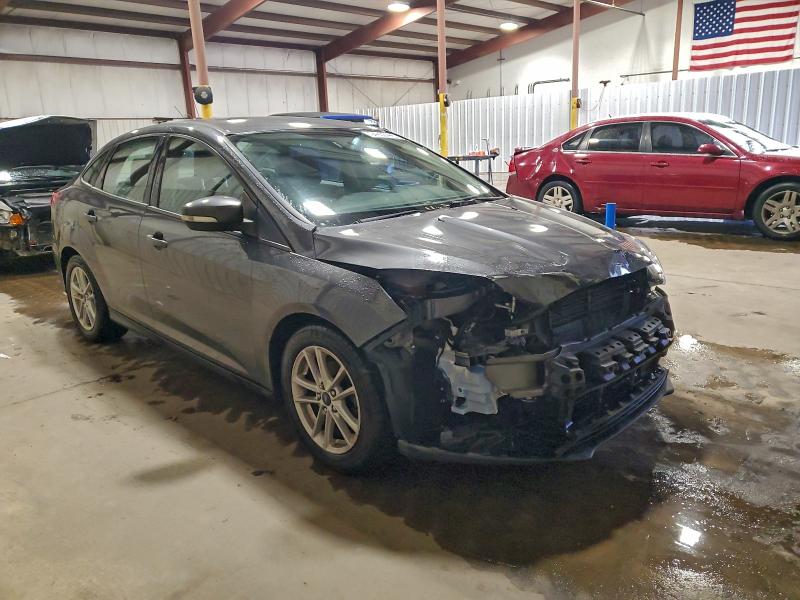 Photo 4 from auction – 2017 FORD FOCUS SE with VIN 1FADP3F29HL322062
