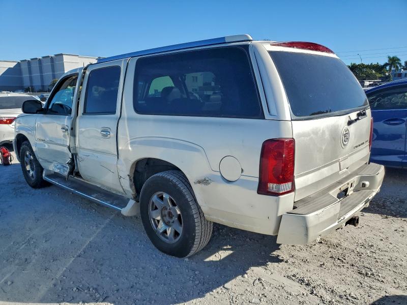 Photo 2 from auction – 2003 CADILLAC ESCALADE E with VIN 3GYFK66N13G217061