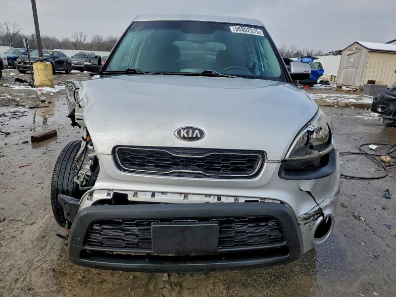Zdjęcie 5 z aukcji – 2013 KIA SOUL + z VIN KNDJT2A69D7769524