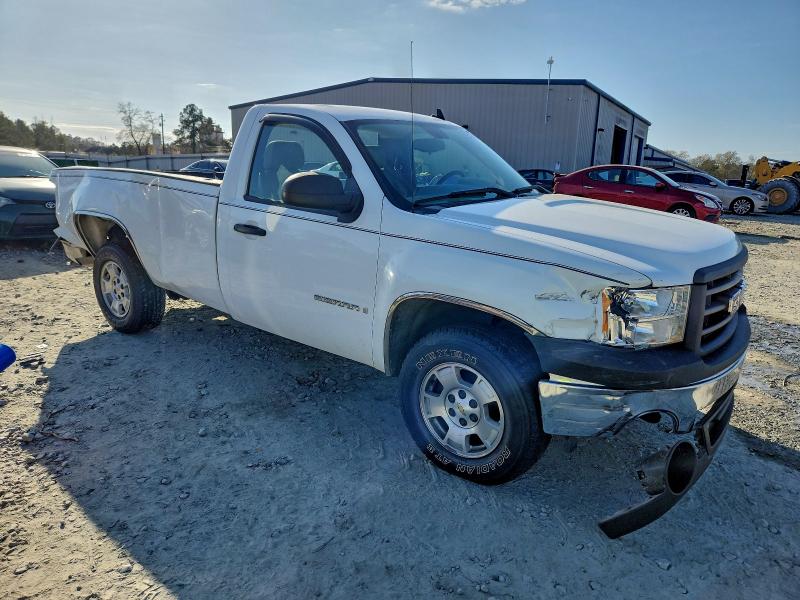 Photo 4 from auction – 2007 GMC NEW SIERRA with VIN 1GTEC14C07E596358