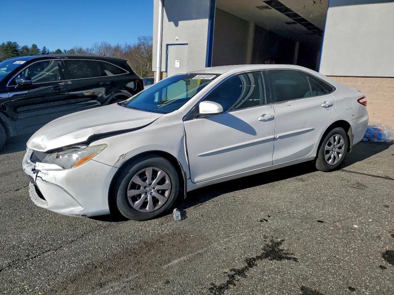 TOYOTA CAMRY LE 2015 with VIN 4T4BF1FK7FR467280 - Photo from auction