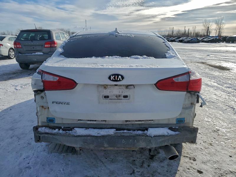 Photo 6 from auction – 2014 KIA FORTE EX with VIN KNAFX4A86E5168590