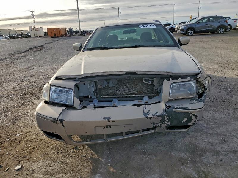 Photo 5 from auction – 2007 MERCURY GRAND MARQ with VIN 2MEFM74V07X628907