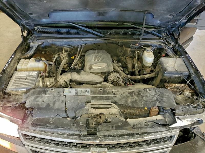 Photo 11 from auction – 2006 CHEVROLET SILVERADO with VIN 1GCHK29U06E255970