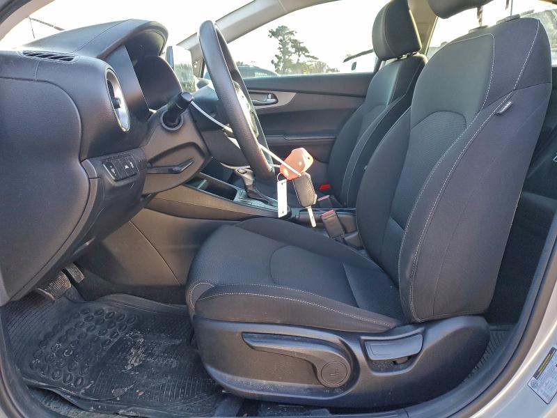 Photo 7 from auction – 2021 KIA FORTE with VIN 3KPF24AD9ME352973