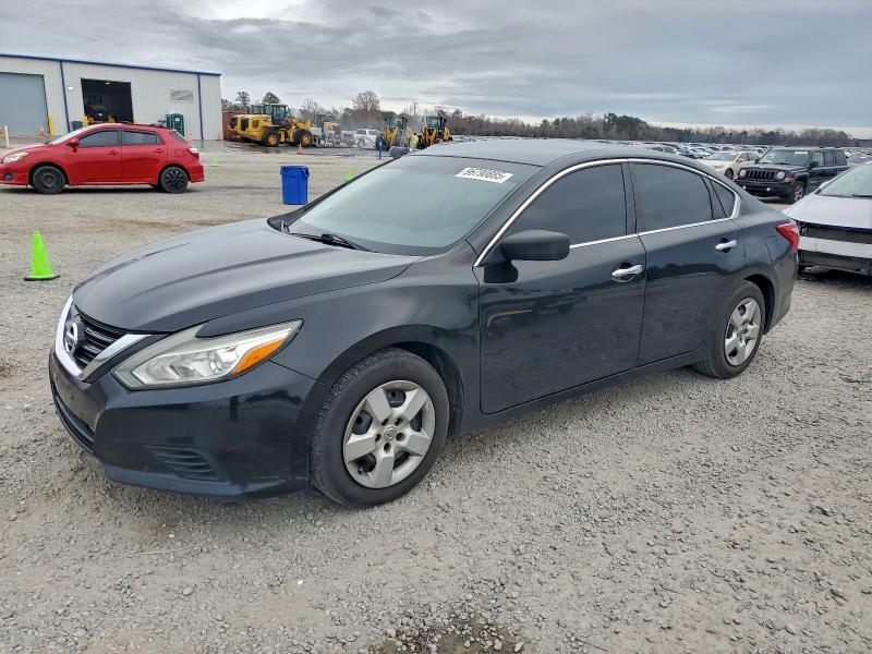 NISSAN ALTIMA 2.5 2017 with VIN 1N4AL3AP6HN332196 - Photo from auction