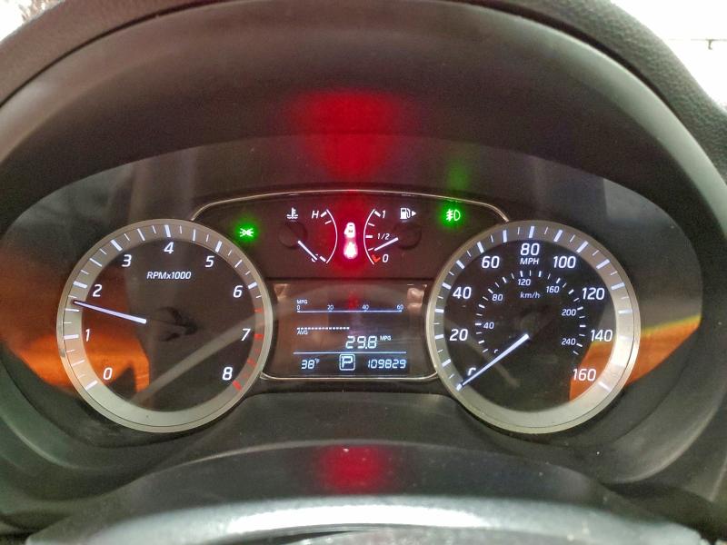 Photo 9 from auction – 2014 NISSAN SENTRA S with VIN 3N1AB7AP8EY319262