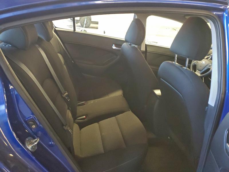 Photo 10 from auction – 2017 KIA FORTE LX with VIN 3KPFK4A72HE060677